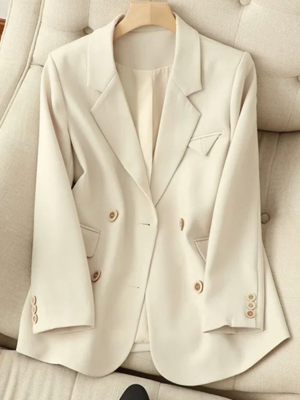 Adorable Cream blazer